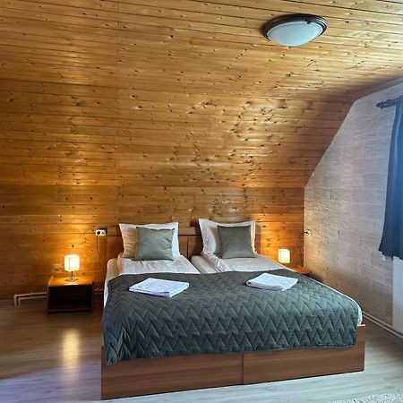 Bed and Breakfast Somogyi Vendeghaz Bancu Exteriér fotografie